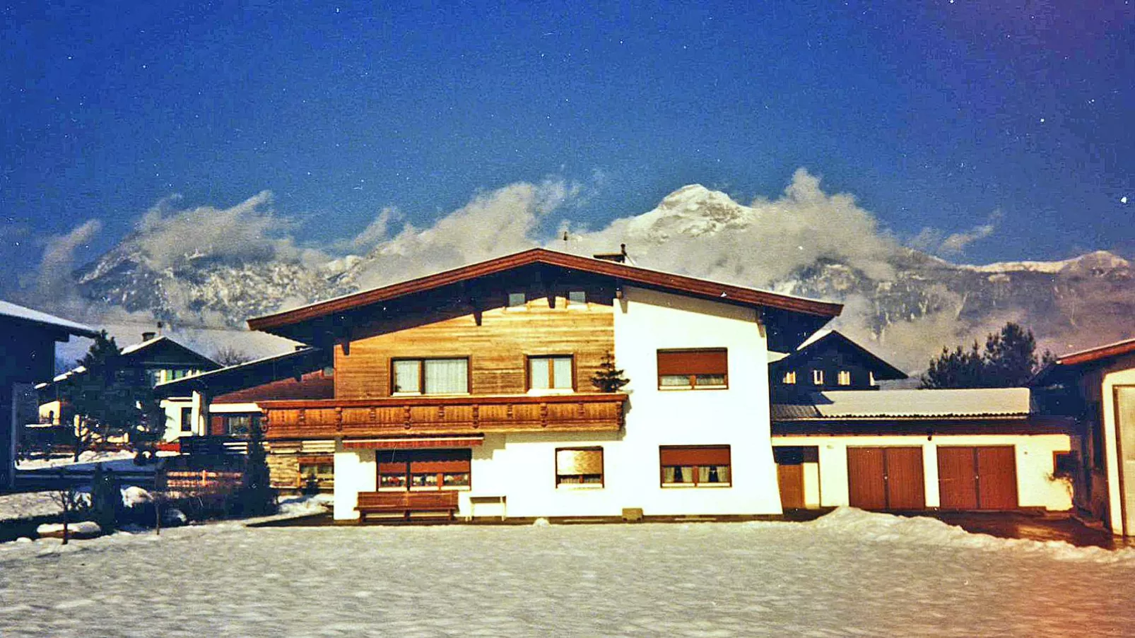 Ferienhaus Schlitters-Exterieur winter