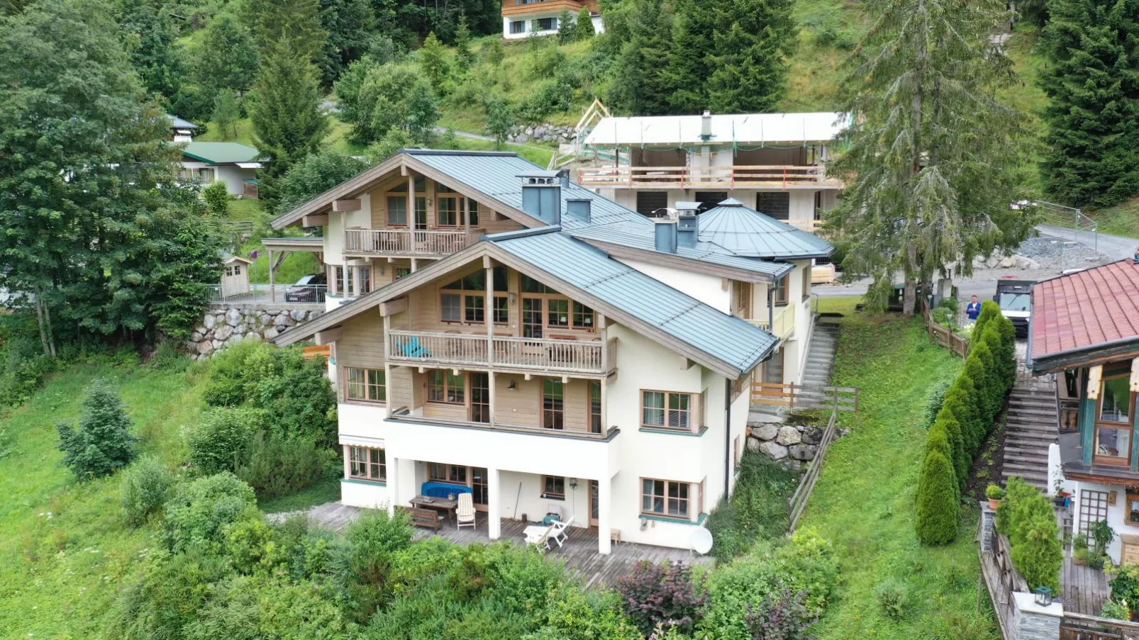 Chalet Sanna Hinterlengau-Buitenkant zomer