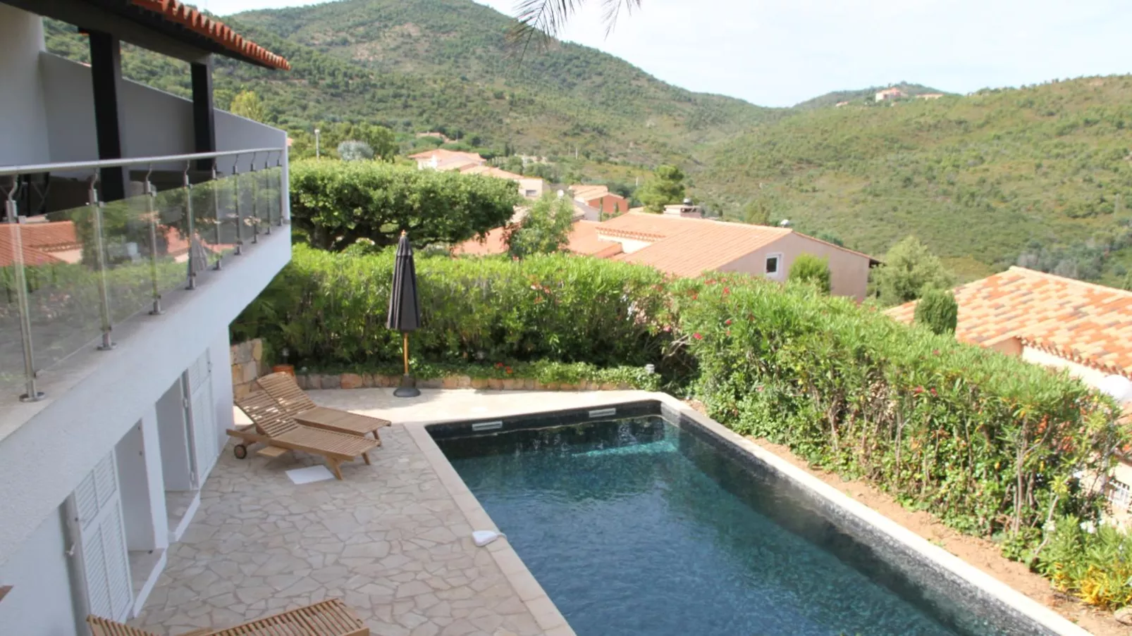 Villa les Oiseaux-Zwembad