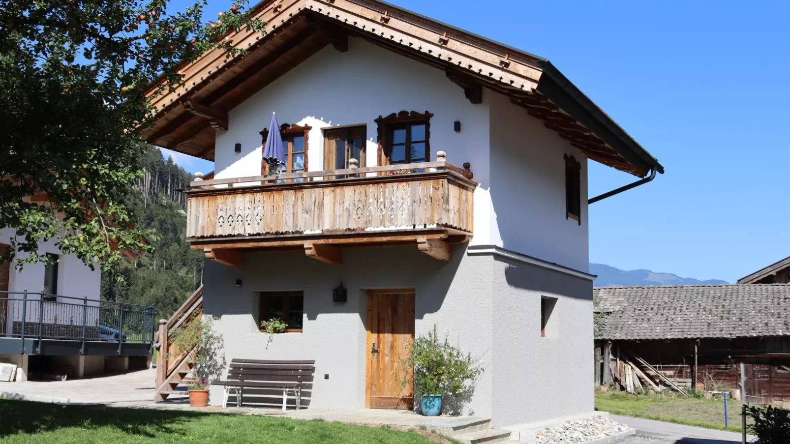 Chalet Höllwarth-Buitenkant zomer
