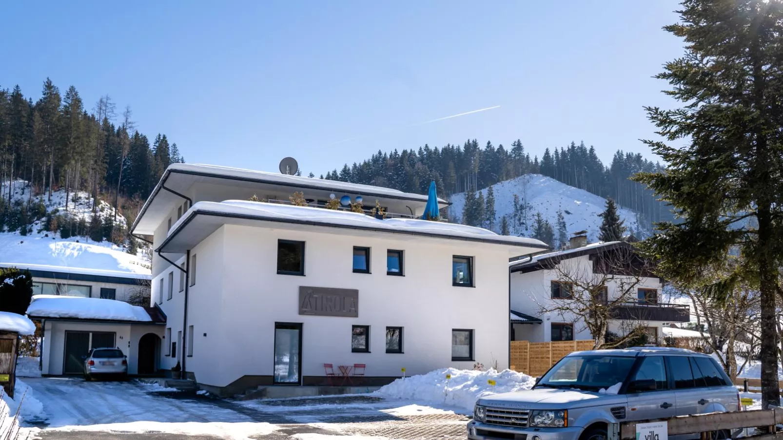 Tirola Bude Resi Schorsch Top 1-2-Exterieur winter