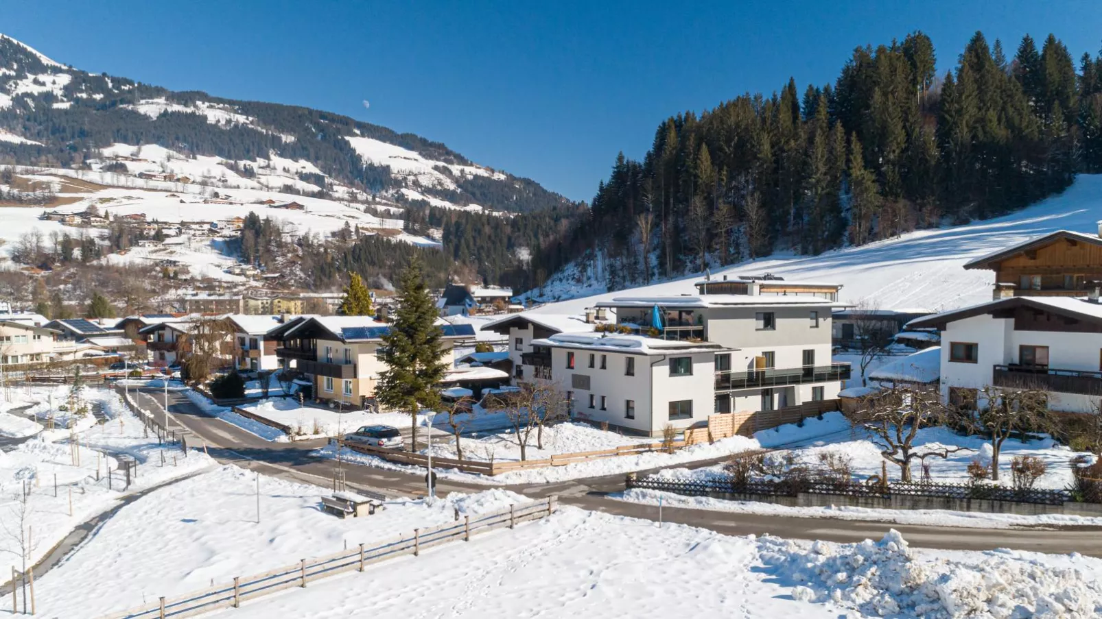 Tirola Bude Lisi Sepp Top 3-4-Exterieur winter