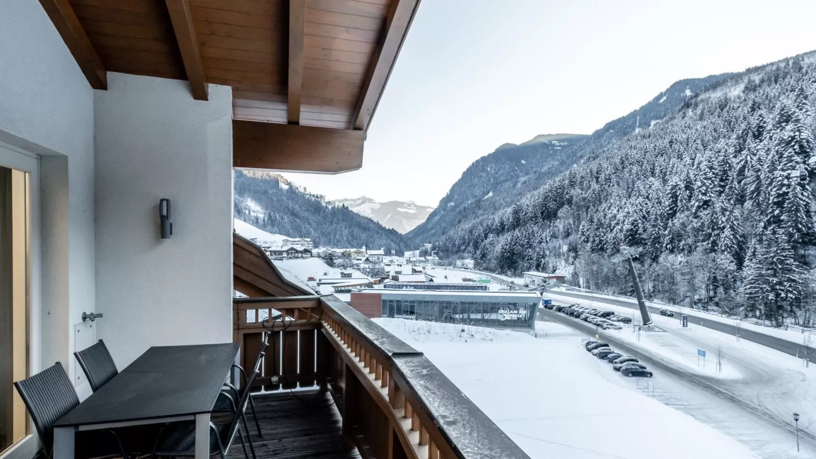 Saalbach Hinterglemm-Terrasbalkon