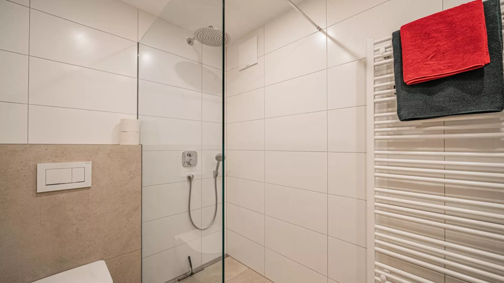 Apartement am Lift XL-Badkamer