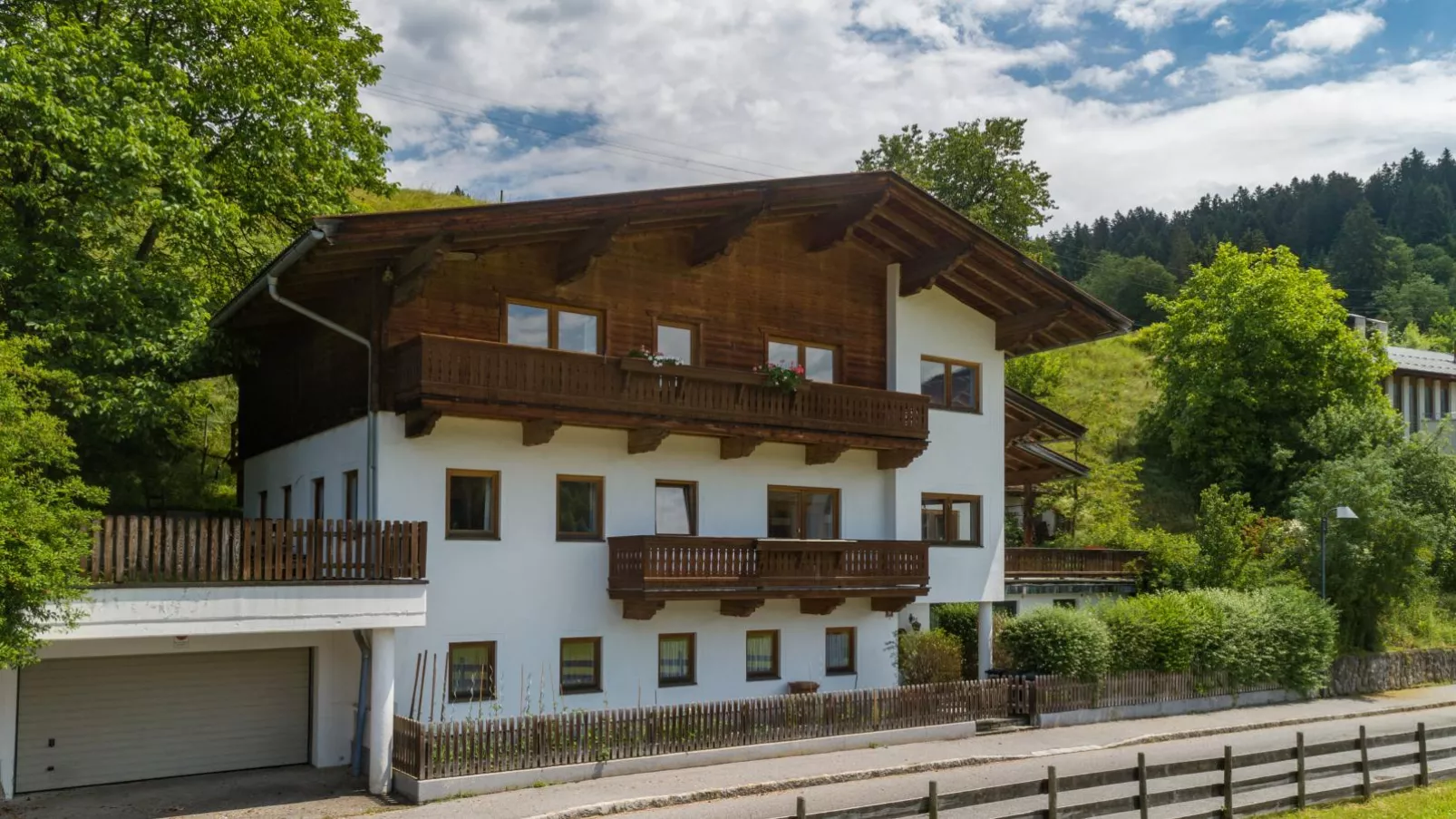 Apartment am Lift Top 1-Buitenkant zomer