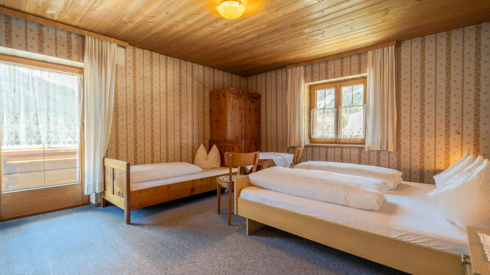 Tiroler Gästehaus-Slaapkamer