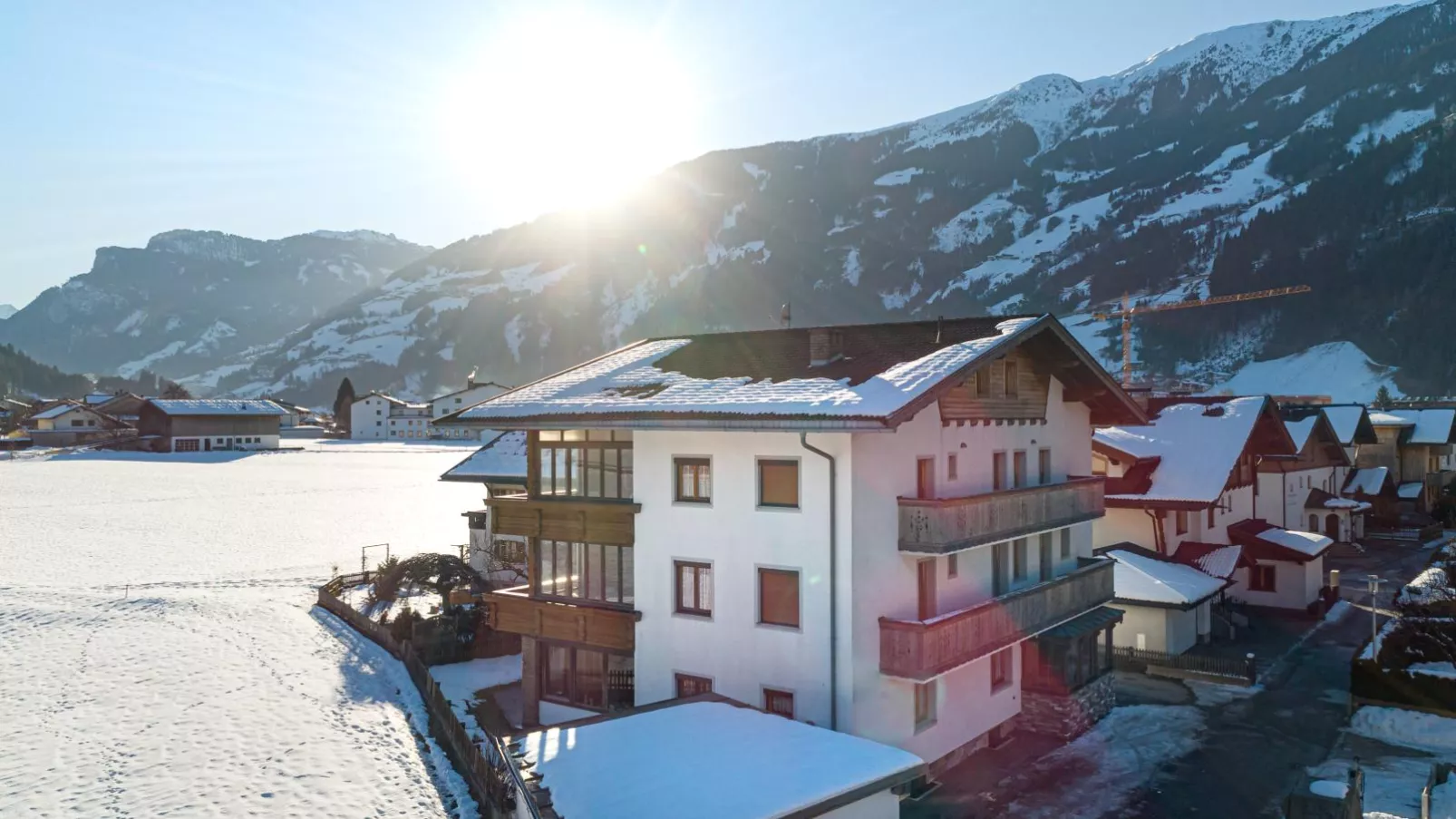 Tiroler Gästehaus-Exterieur winter