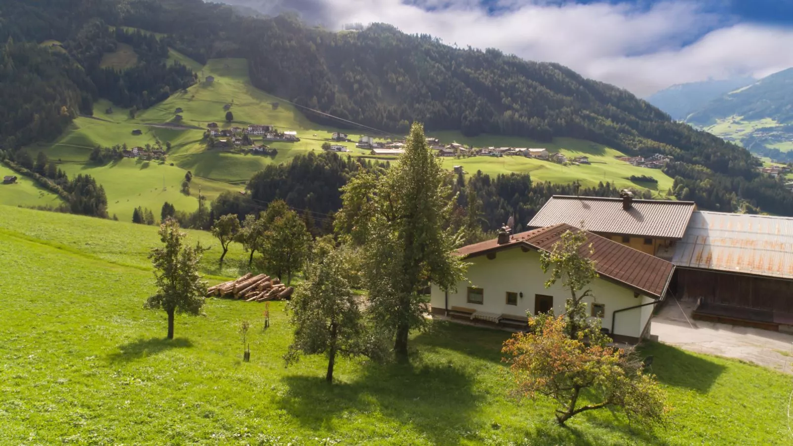 Chalet Blaserhof-Buitenkant zomer