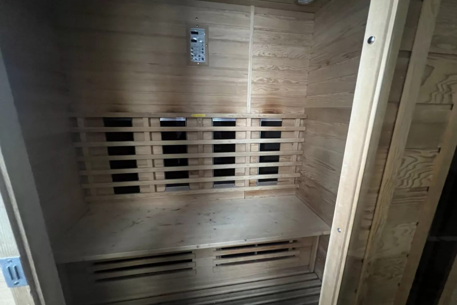 Magnifique maison de vacances pour 12 adultes avec pscine intérieure  Sauna Bains à remous et  Hamam-Wellness