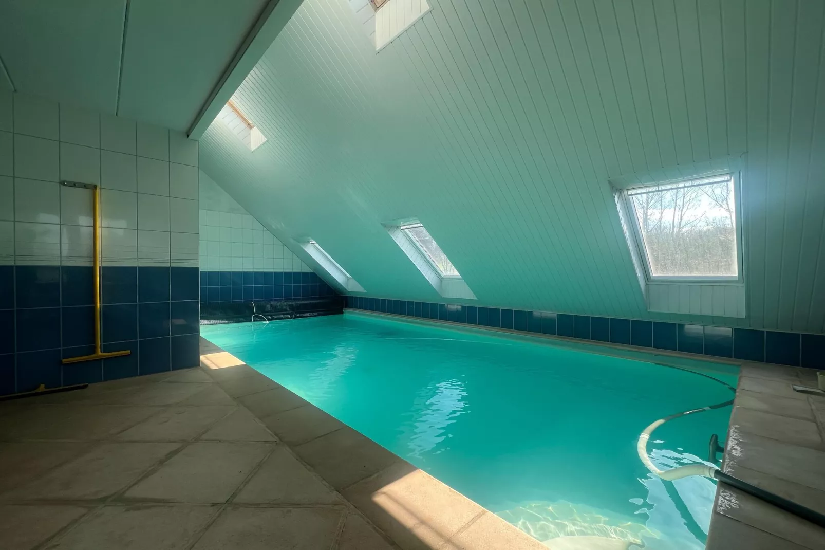 Magnifique maison de vacances avec piscine intérieur