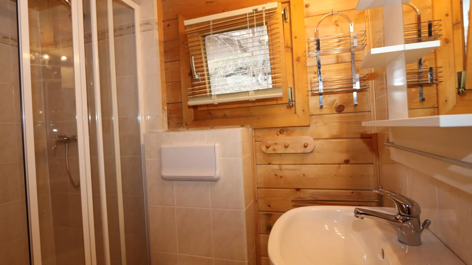 Kogelnig-Hütte Süd-Badkamer