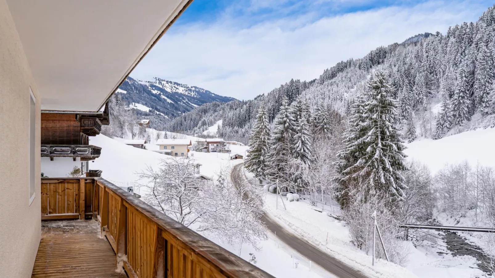 Ferienhaus Nössig-Uitzicht winter