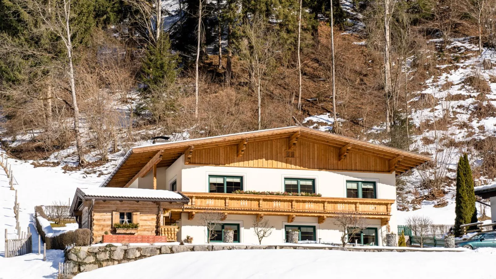 Haus am Waldrand-Exterieur winter