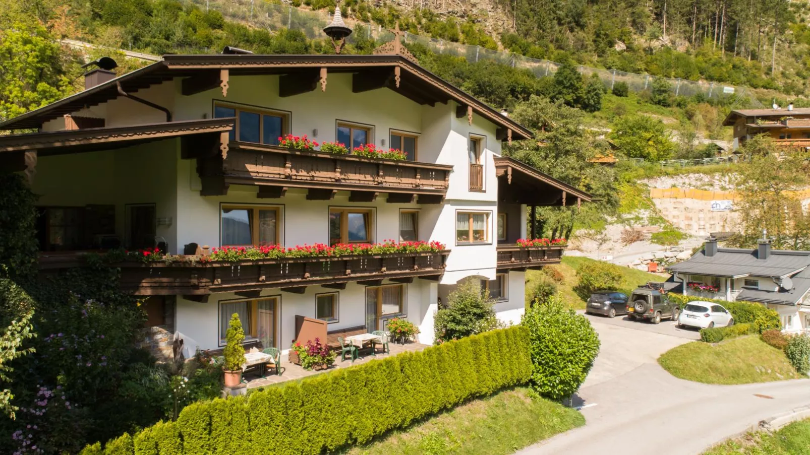 Ferienhaus Oblasser I-Buitenkant zomer