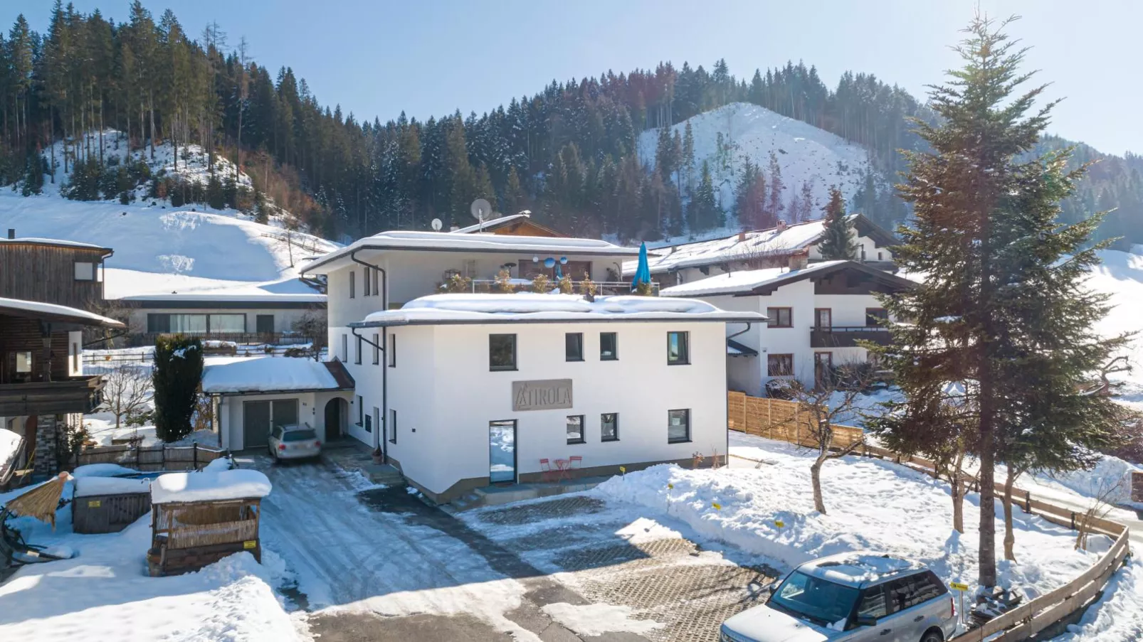 Tirola Bude Resi Top 1-Exterieur winter