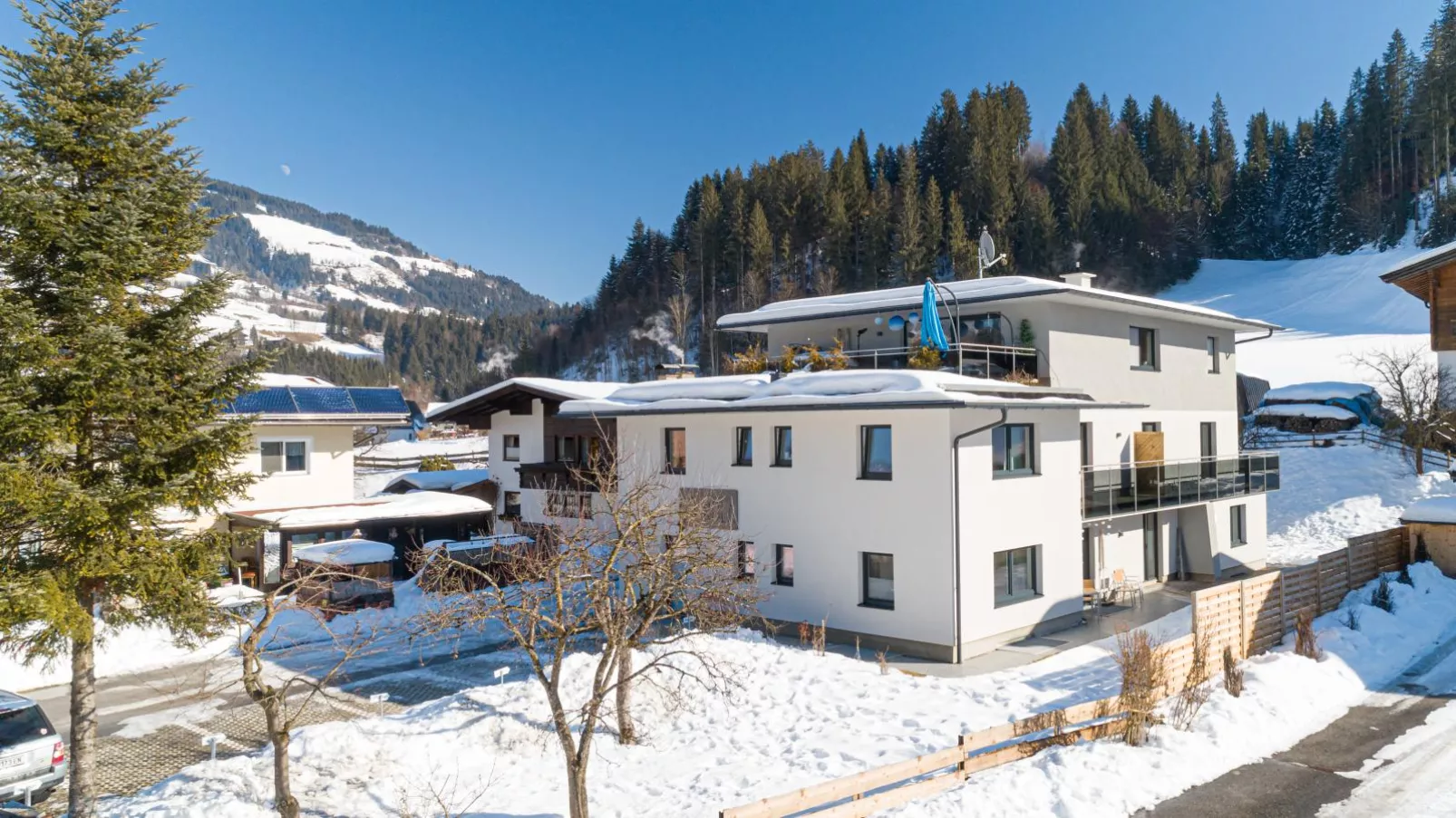 Tirola Bude Schorsch Top 2-Exterieur winter