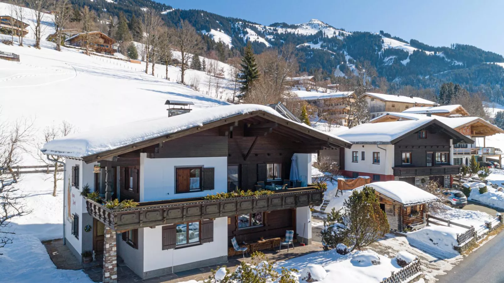 Josef Top 1-Exterieur winter
