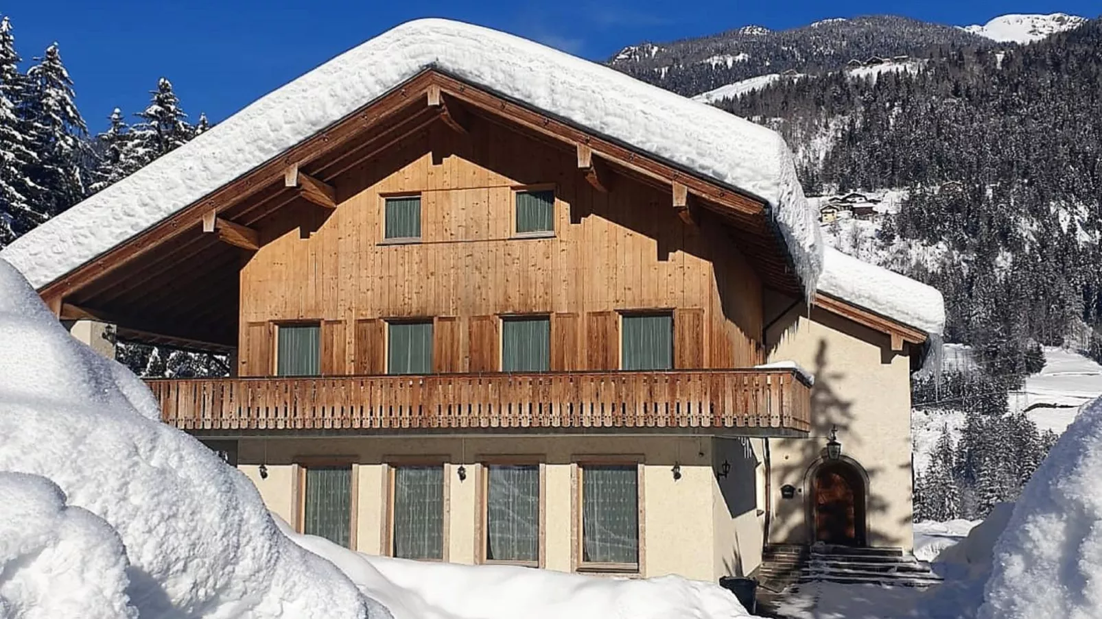Haus Planegg XL-Exterieur winter