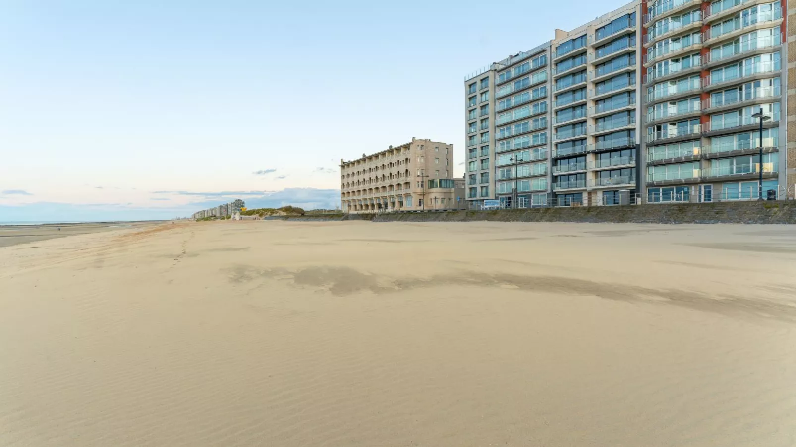 10 hoog aan zee-Buitenkant zomer