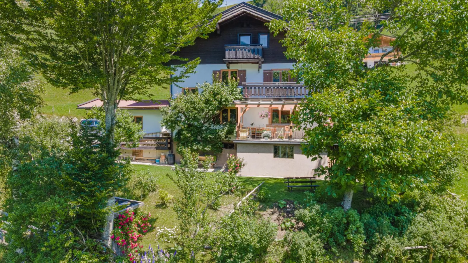 Haus Leitner-Buitenkant zomer