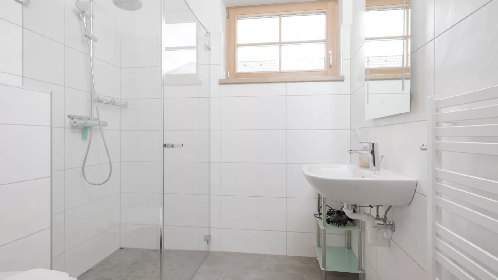 Haus am Wald-Badkamer