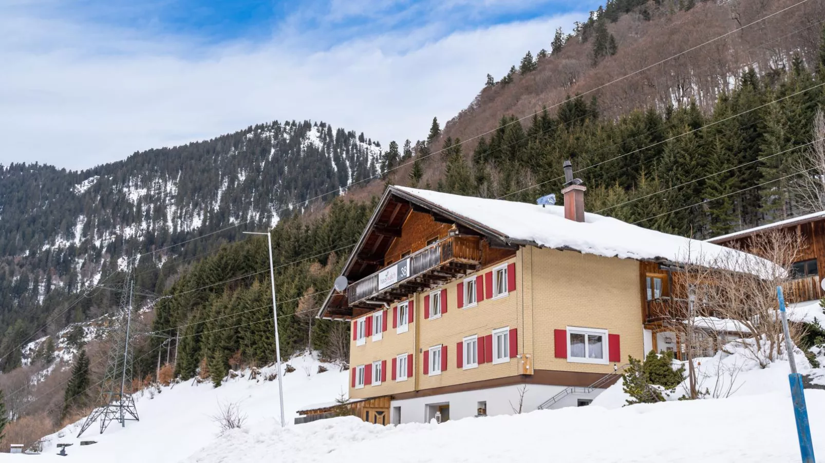 Gästehaus Walch III-Exterieur winter