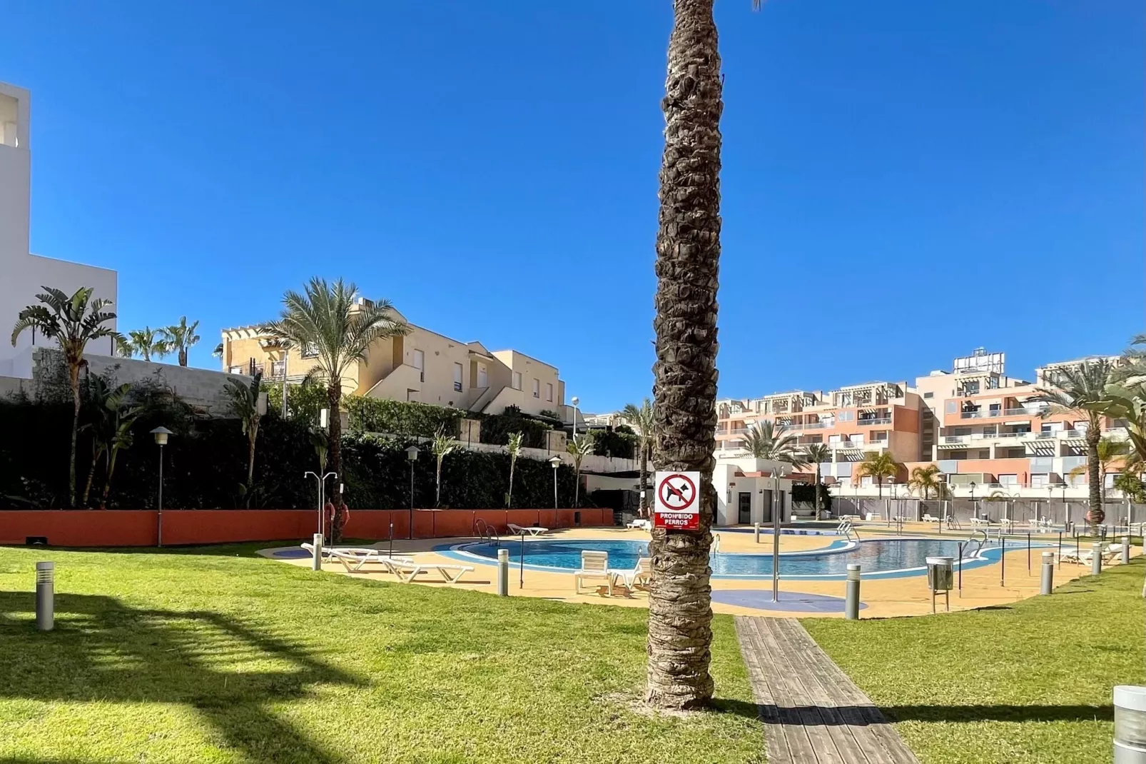 Costa Rey I 3 hab-Zwembad