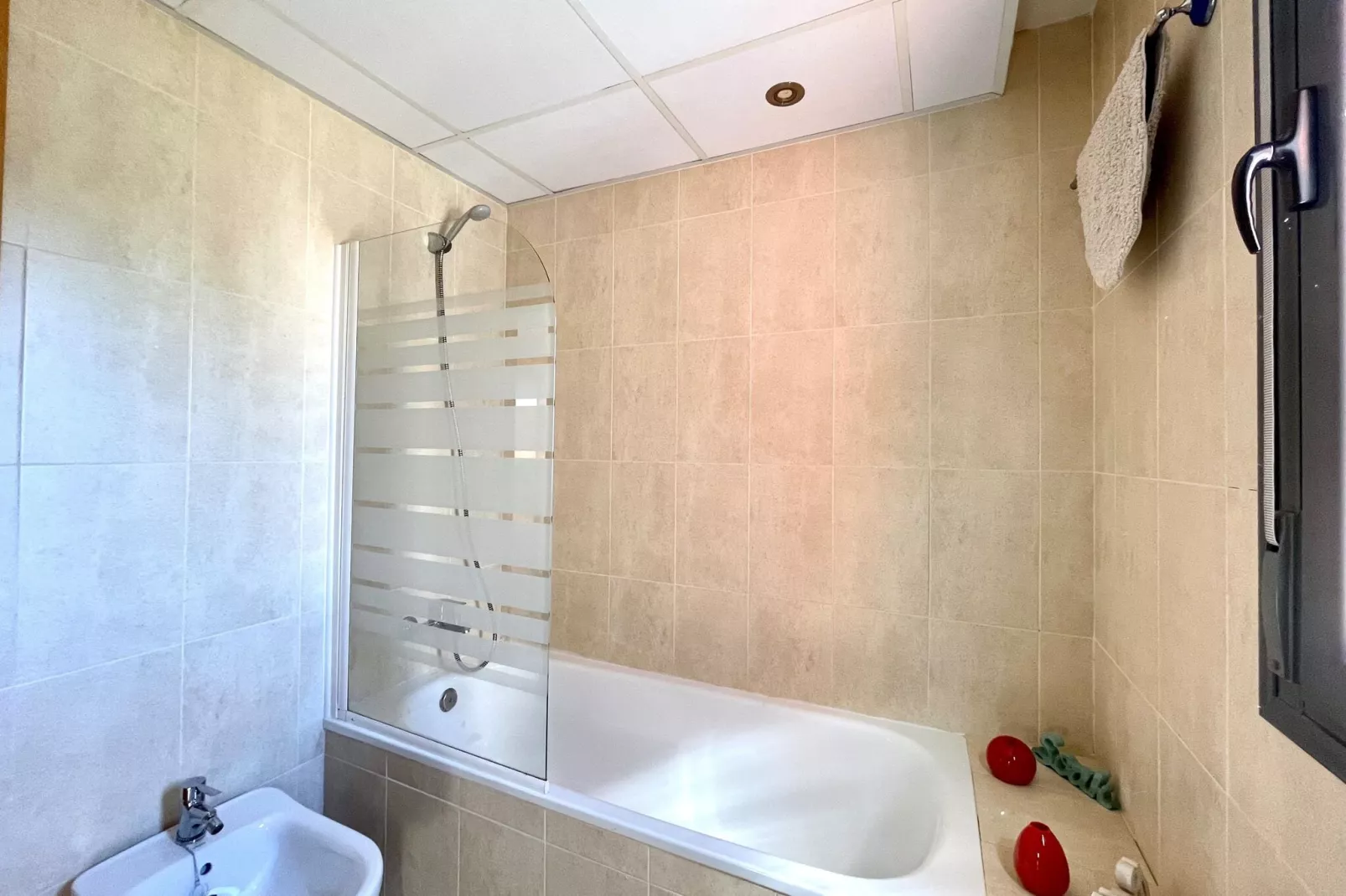 Costa Rey II 1 hab-Badkamer