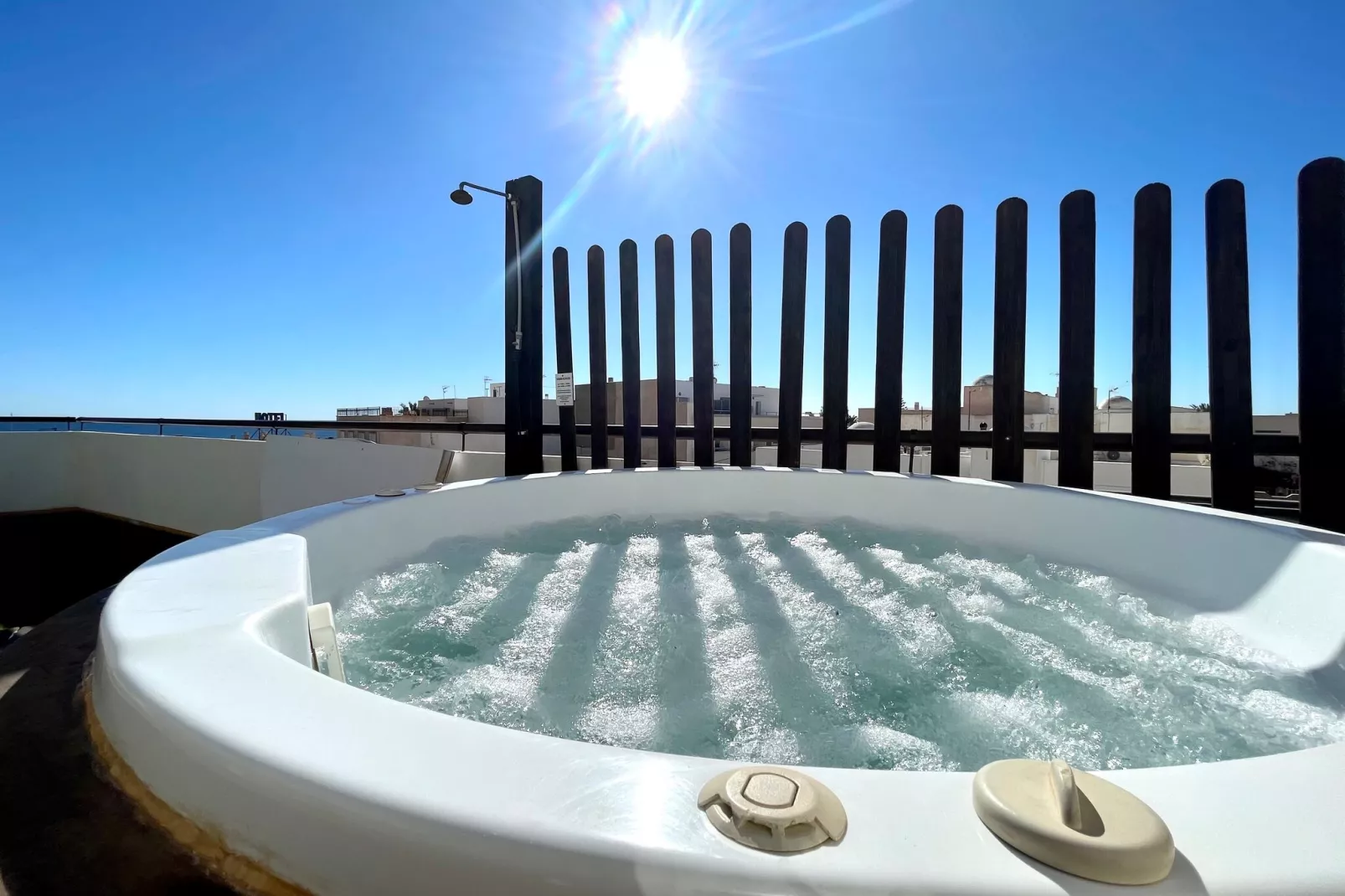 Ático con jacuzzi en Carboneras-Faciliteiten