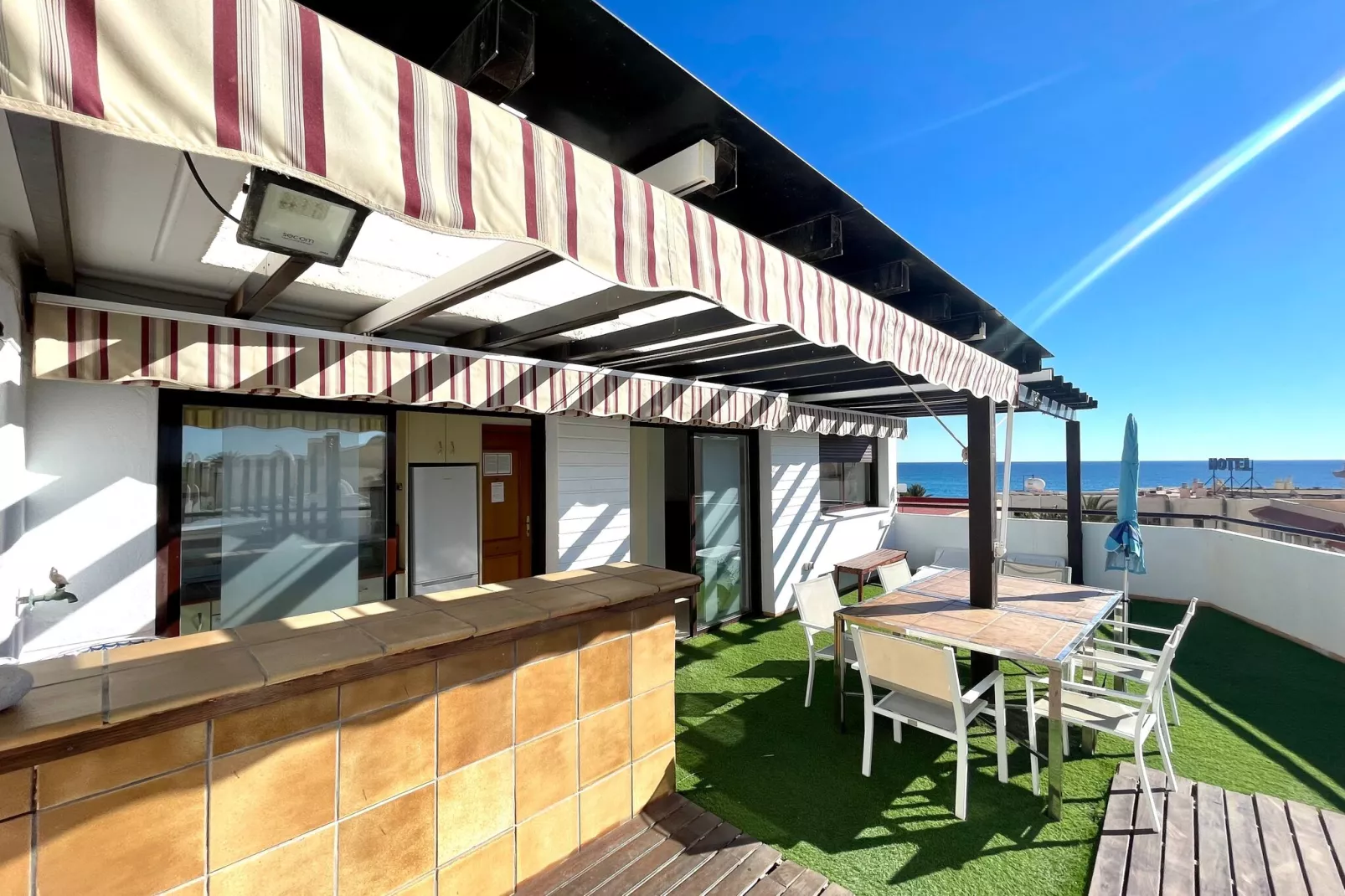Ático con jacuzzi-Terrasbalkon
