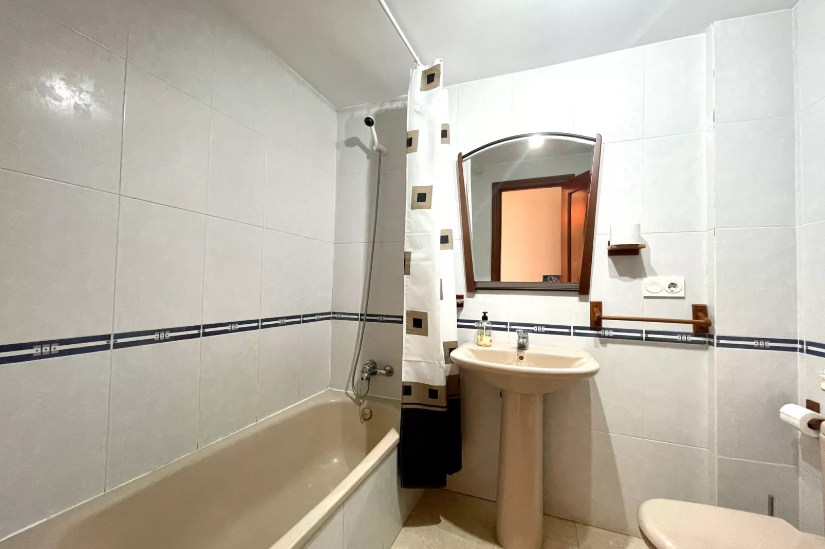 Ático con jacuzzi en Carboneras-Badkamer