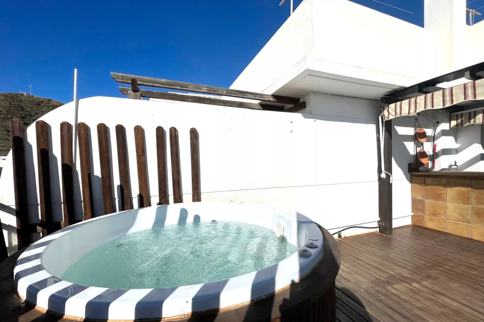 Ático con jacuzzi en Carboneras-Faciliteiten