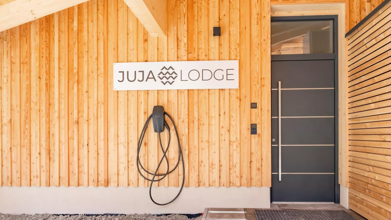 JuJa Lodge-Buitenkant zomer