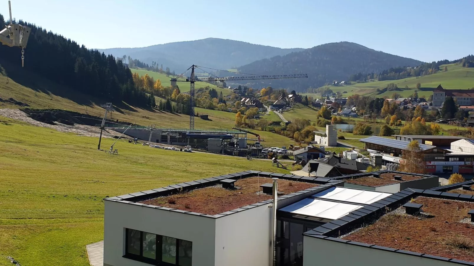 Grebenzen Lodge Hirsch-Uitzicht zomer