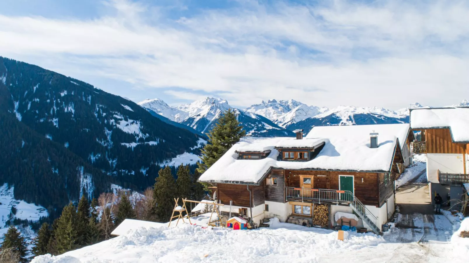 Ferienhaus Vonderleu-Exterieur winter