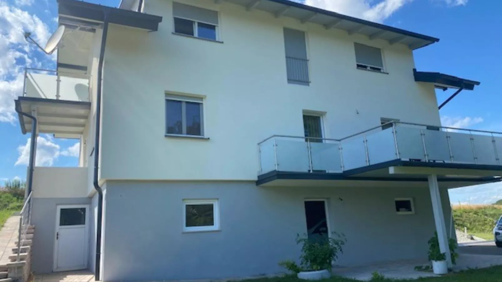 Apartment Erna-Buitenkant zomer