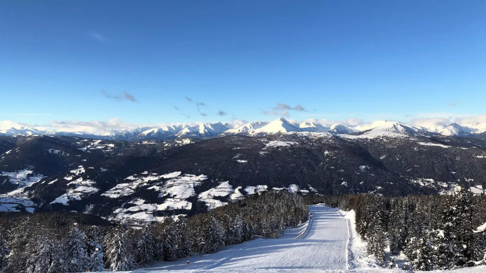 Mountain Chalet Chapeau-Gebied winter 5km