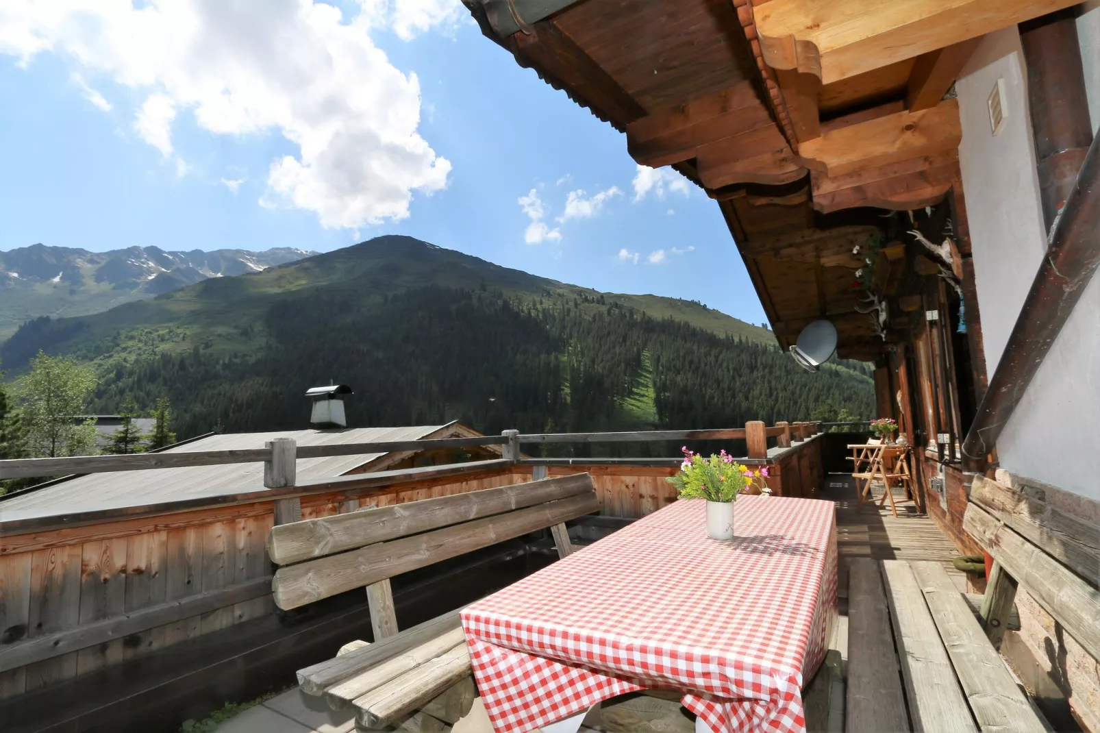 Thaler Hütte - Gipfelstürmer-Terrasbalkon