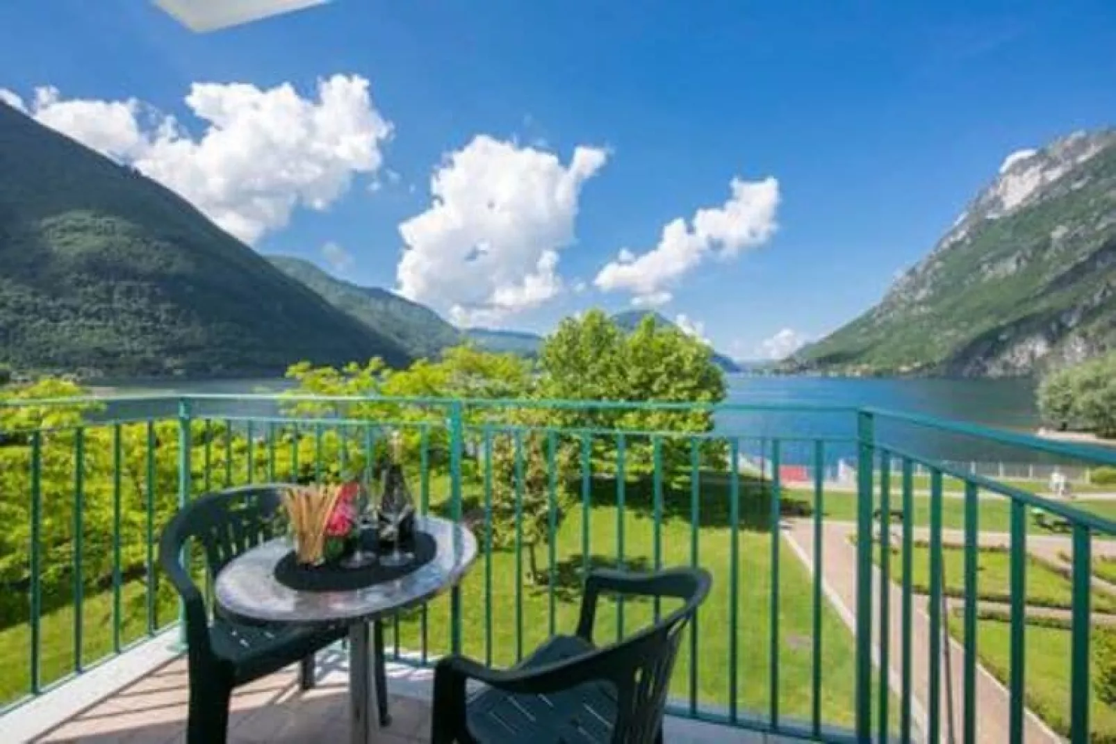 Residence Porto Letizia Porlezza - Palace 1-room 4 pax Lake View Deluxe P1LD4 8206-Terrasbalkon