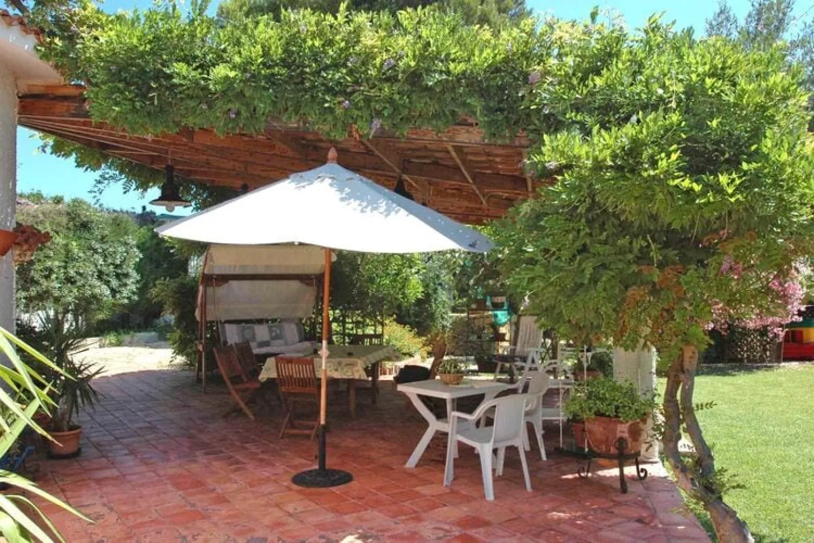 Holiday home Fanusa-Casa Fanusa mit Privatpool-Terrasbalkon