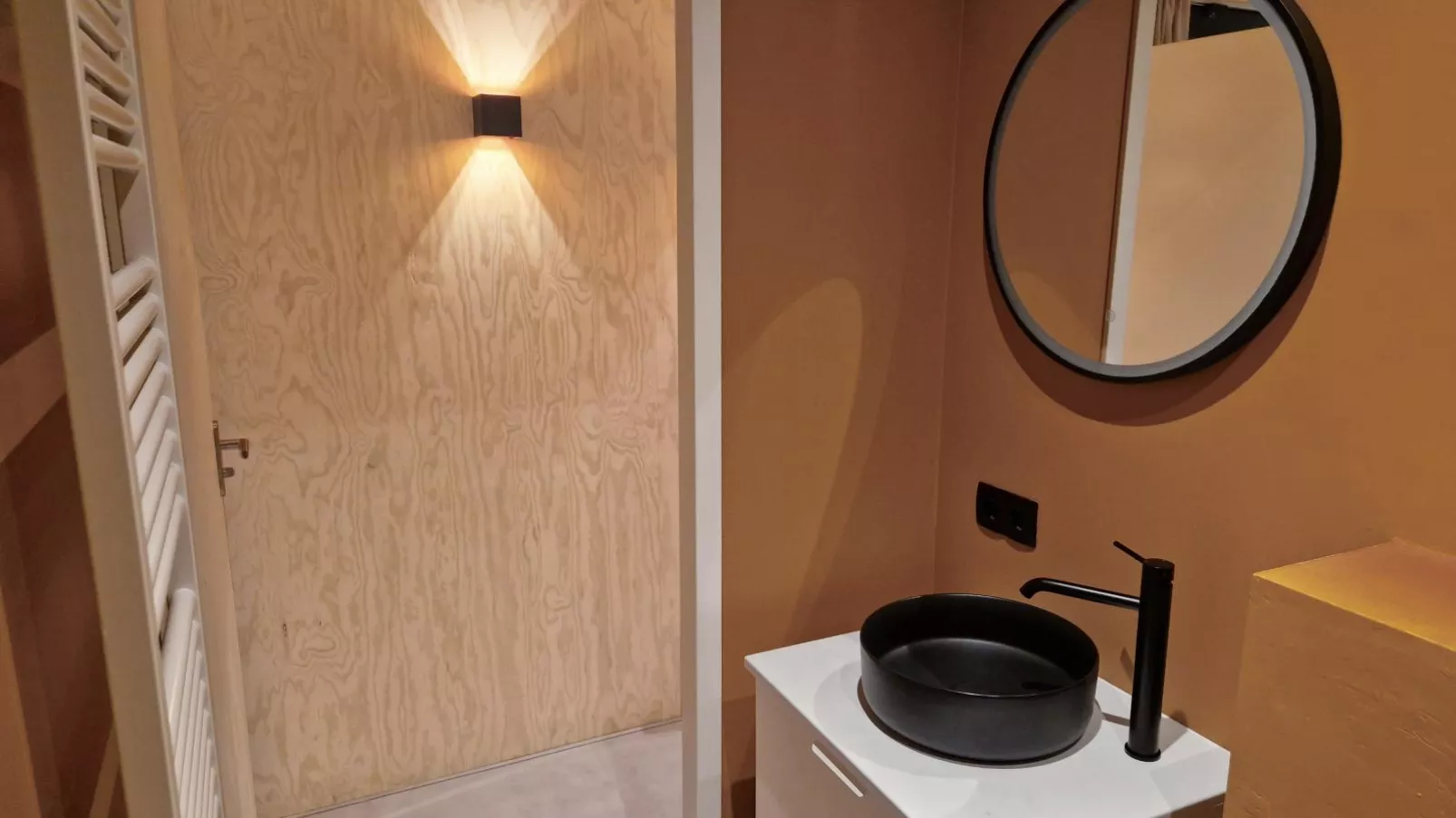 TED Tiny House-Badkamer