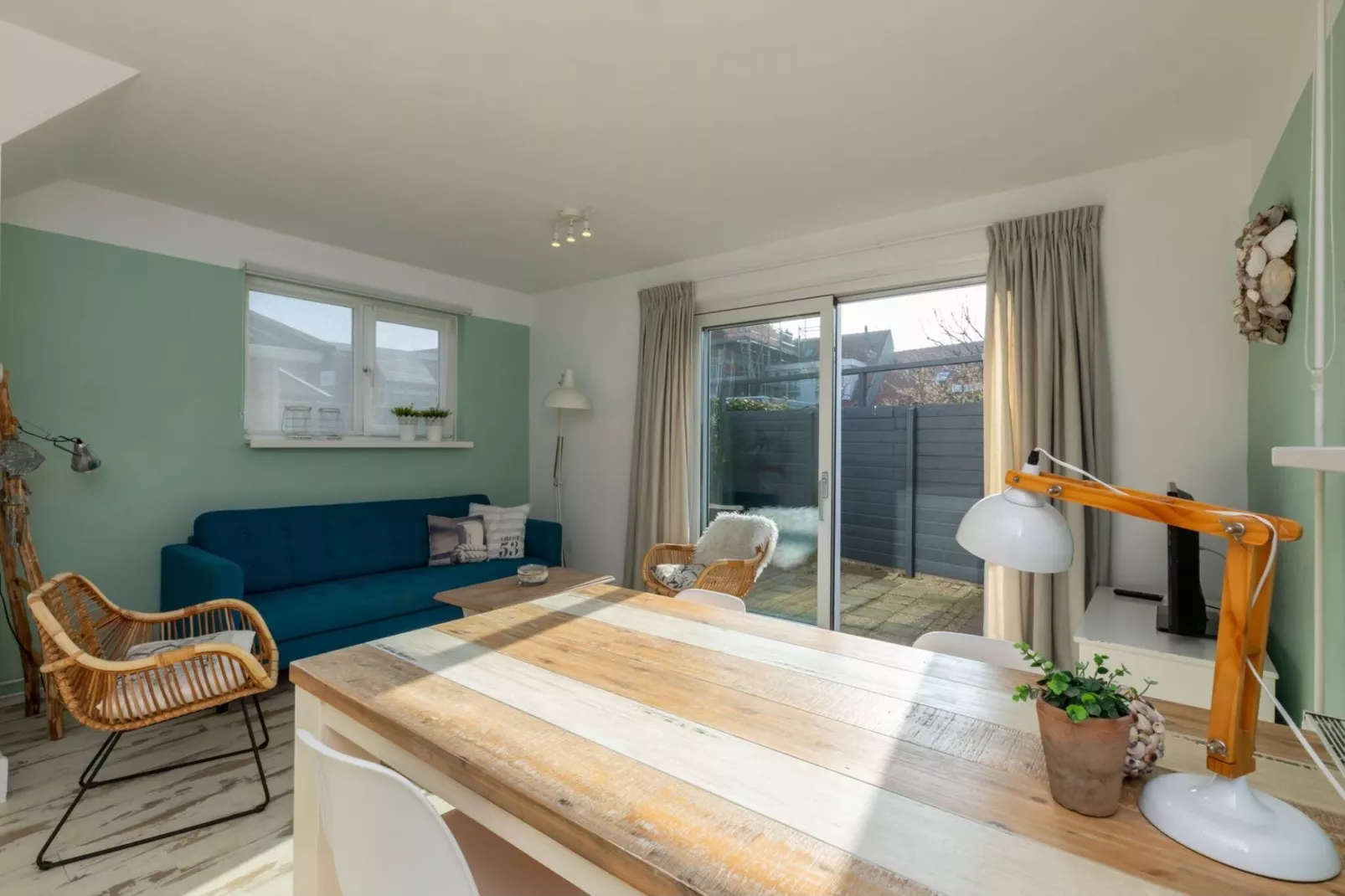 Zuidstraat 113- Zomerwoning-Woonkamer