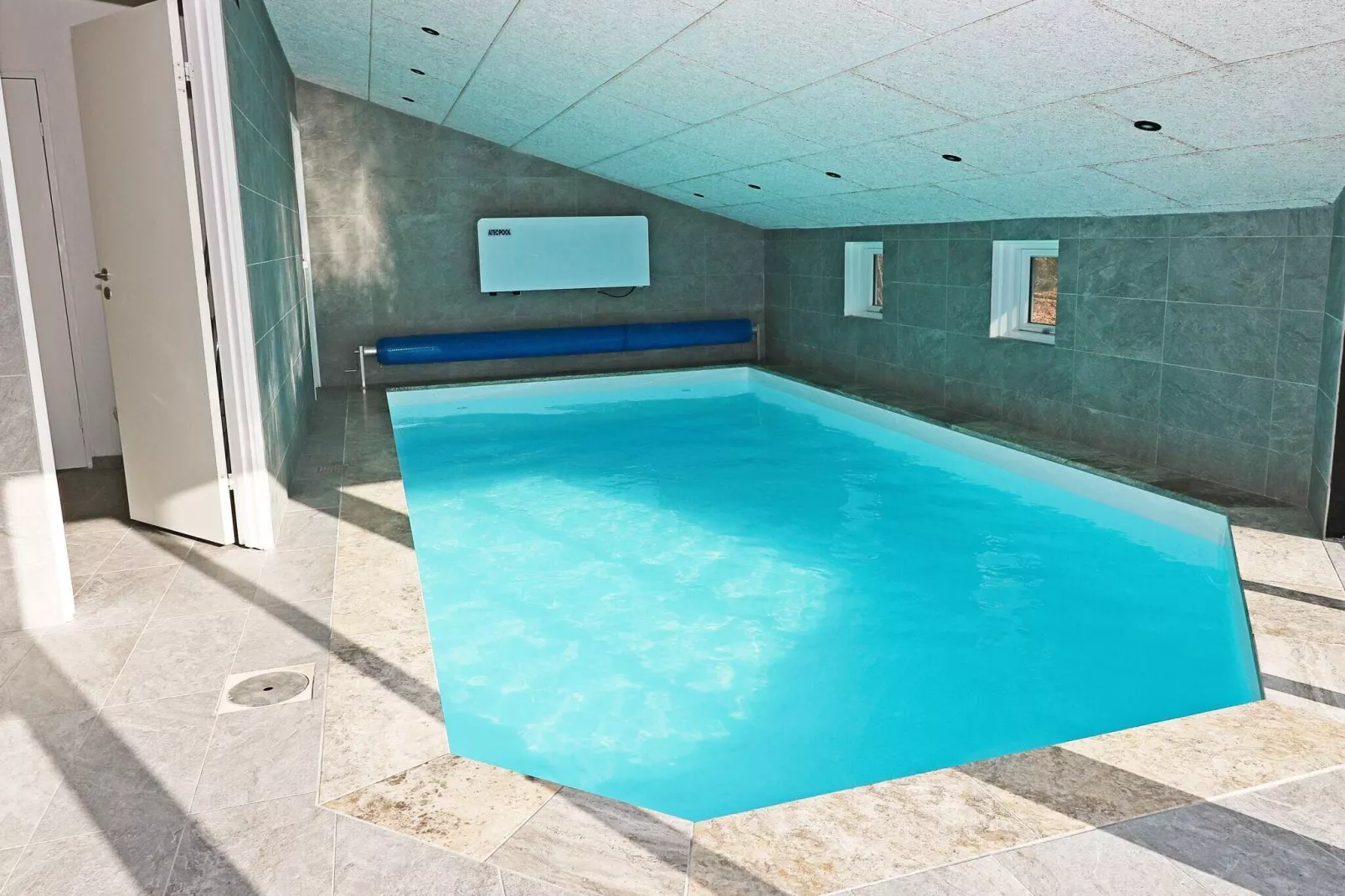 Heerlijk vakantiehuis in Hadsund met sauna en bubbelbad-Zwembad