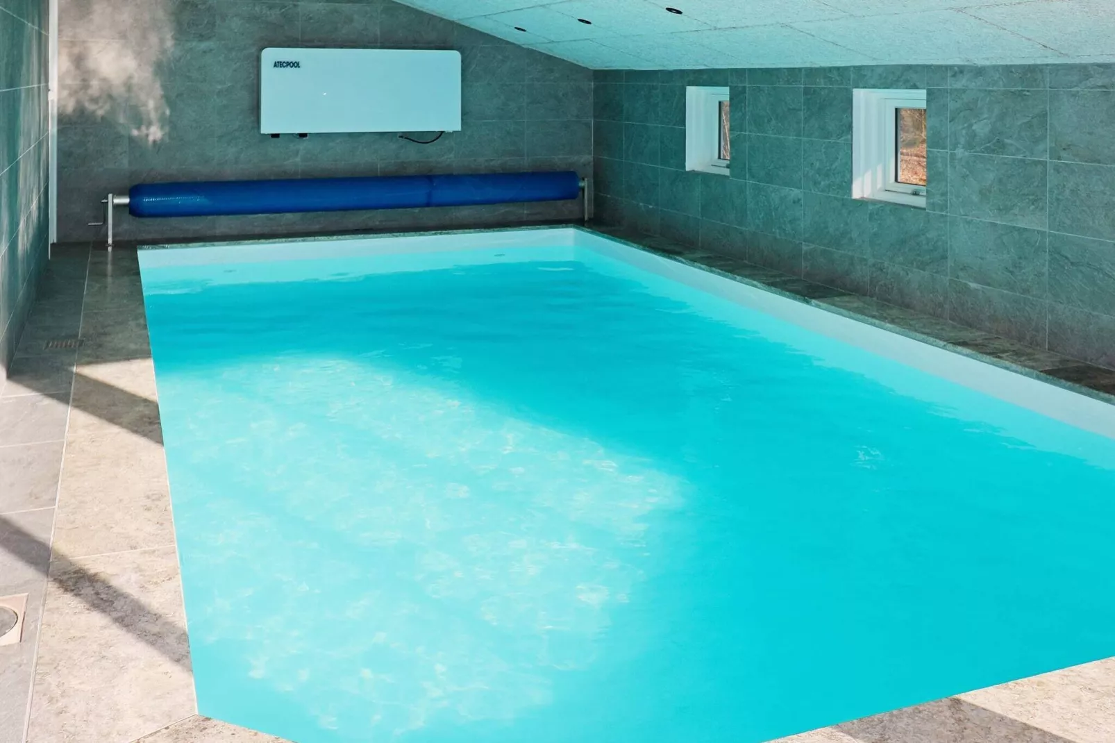 Heerlijk vakantiehuis in Hadsund met sauna en bubbelbad-Zwembad