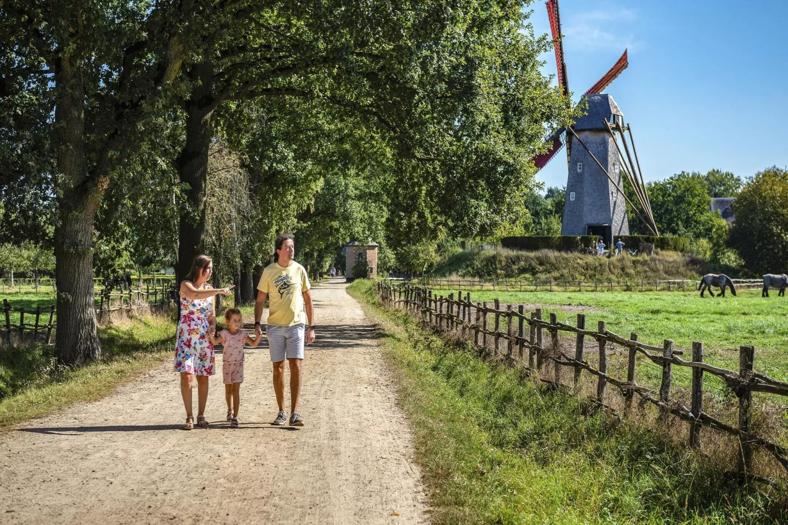 Domein Limburg 2-Parkfaciliteiten