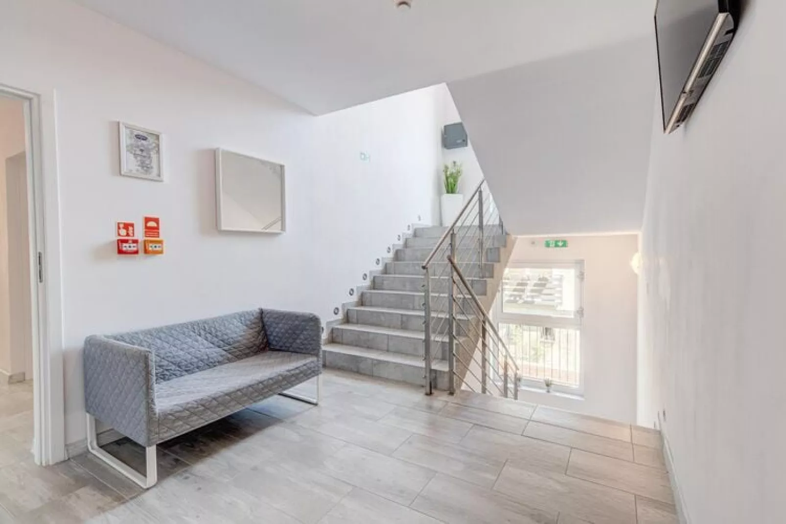Komfortowe apartamenty dla 3 osób z basenami i jacuzzi-Buitenkant zomer
