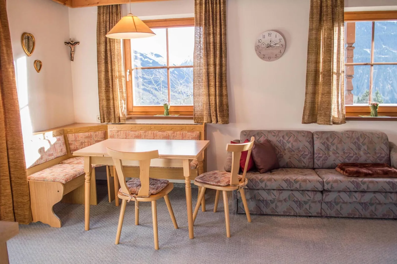 Ferienwohnung Rauchenbacher-Eetkamer