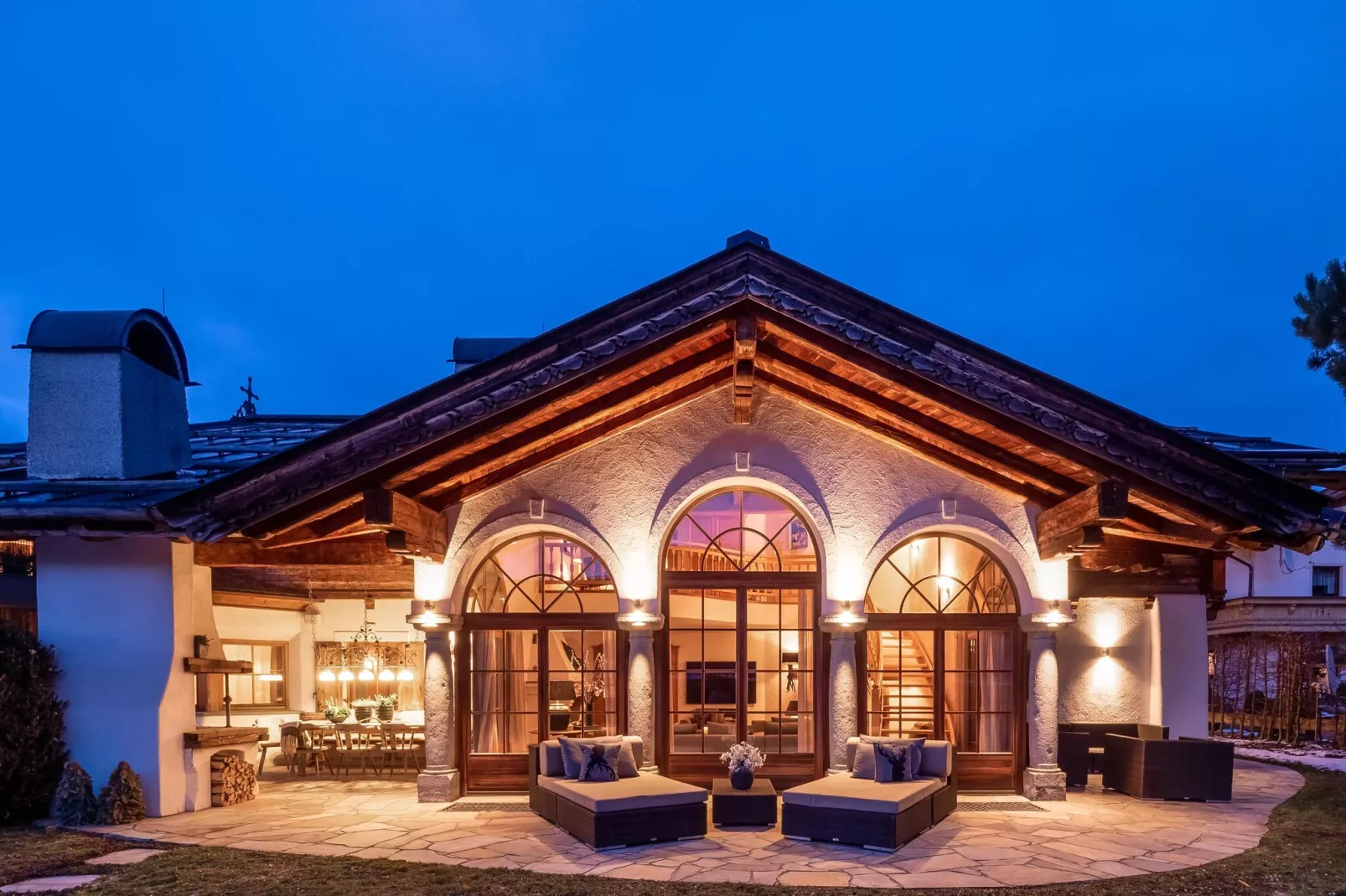 Luxury-Chalet in St Johann in Tirol-Buitenkant zomer