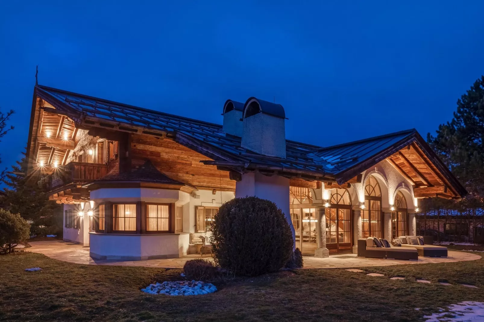 Luxury-Chalet in St Johann in Tirol-Buitenkant zomer