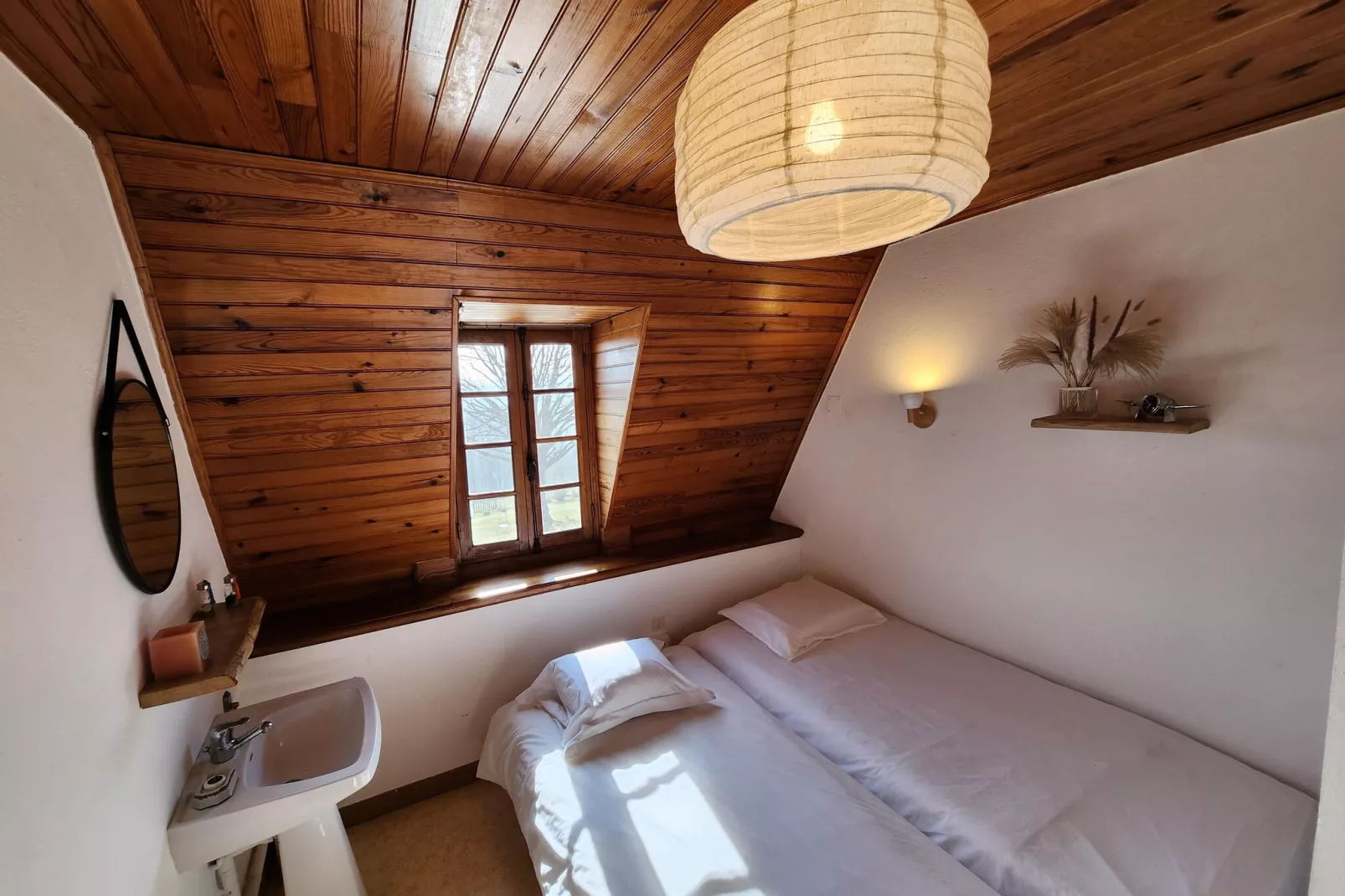 Maison Tamniès-Slaapkamer